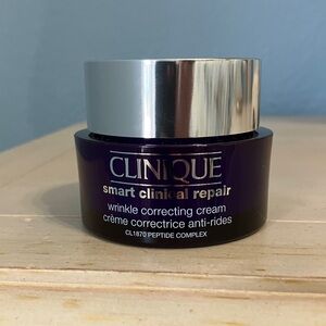 Clinique Smart Clinical Repair Wrinkle Face Cream 1.7oz Deep Purple and Silver